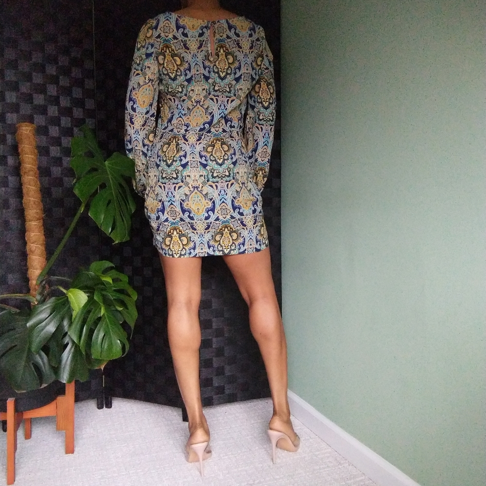 Women's "Lov posh" blue and gold paisley printed dress from Francesca's - Picture 3 of 11